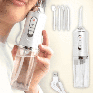 Bílý elektrický ústní sprcha s USB nabíjecím kabelem a několika nástavci, určený pro čištění zubů a mezizubních prostor.