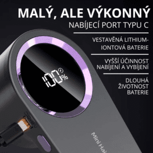 Černý kompaktní nabíjecí port typu C s vestavěnou lithium-iontovou baterií, zobrazující digitální displej s 100% stavem nabití a fialovým kruhovým osvětlením.